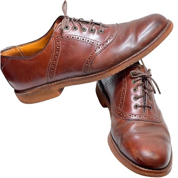 L.L. Bean Other - Vintage L.L.Bean men’s size 9.5 brown 100% genuine leather wing tip  dress shoes